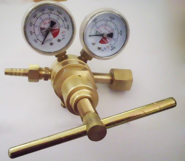All copper gas pressure reducer