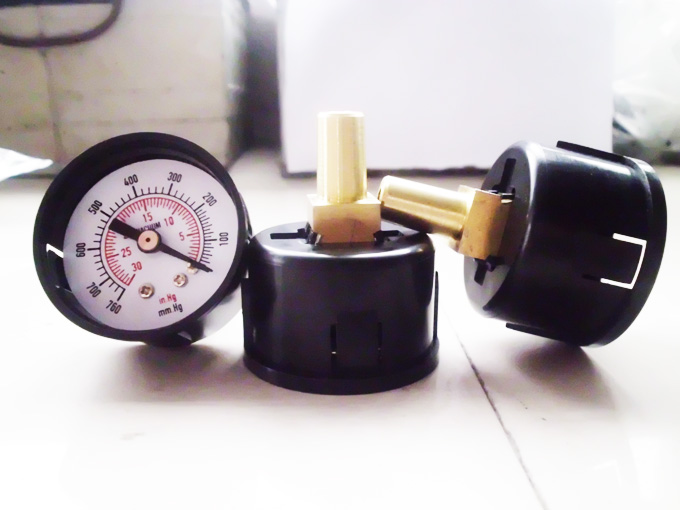 Vacuum gauge